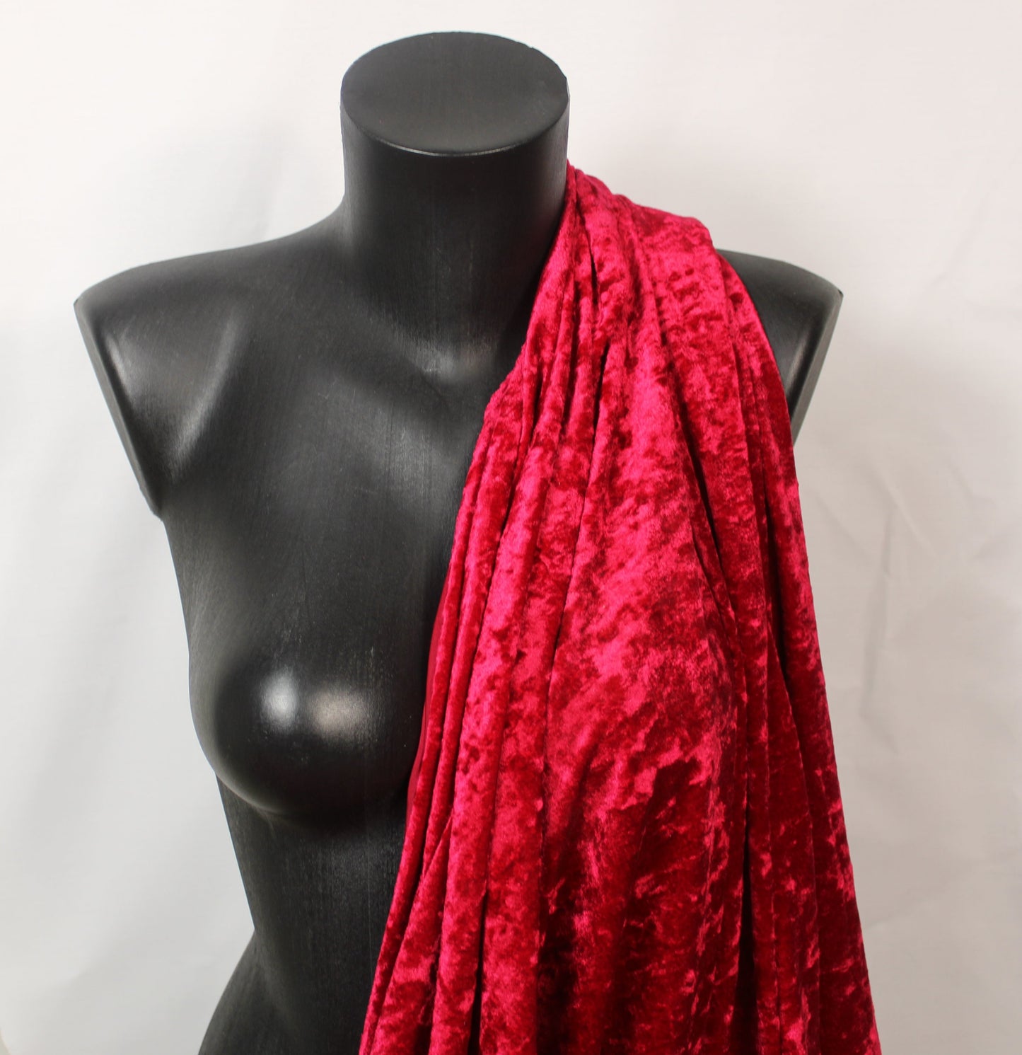Tissu maille velours frappé - rouge théâtre - photo 3/4 | So Tissus