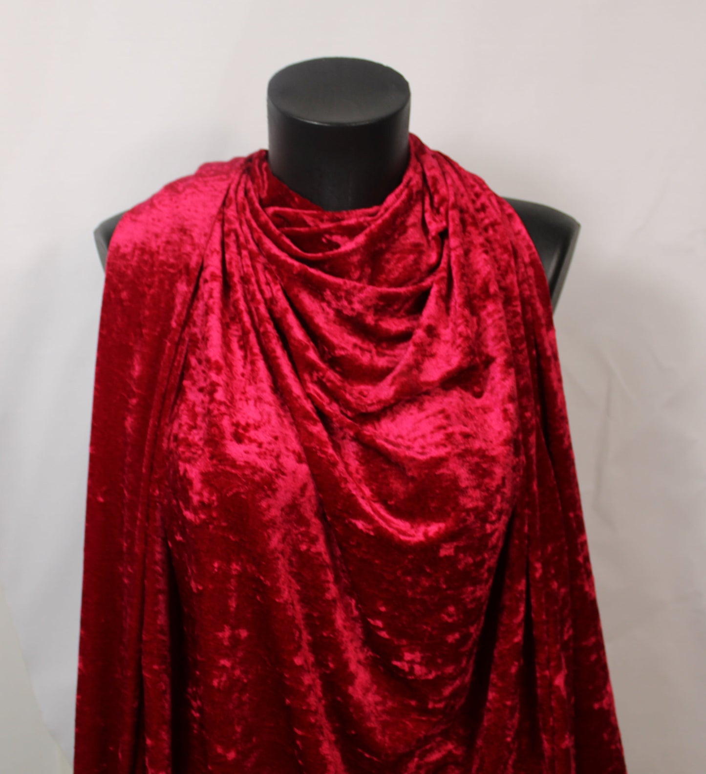 Tissu maille velours frappé - rouge théâtre - photo 4/4 | So Tissus