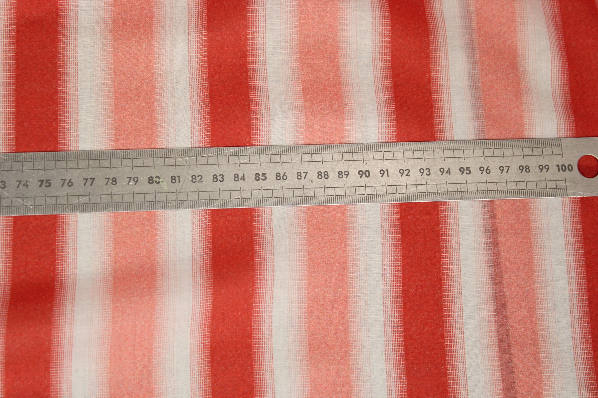 Tissu voile de coton - imprimé rayé - ton orange - photo 5/5 | So Tissus