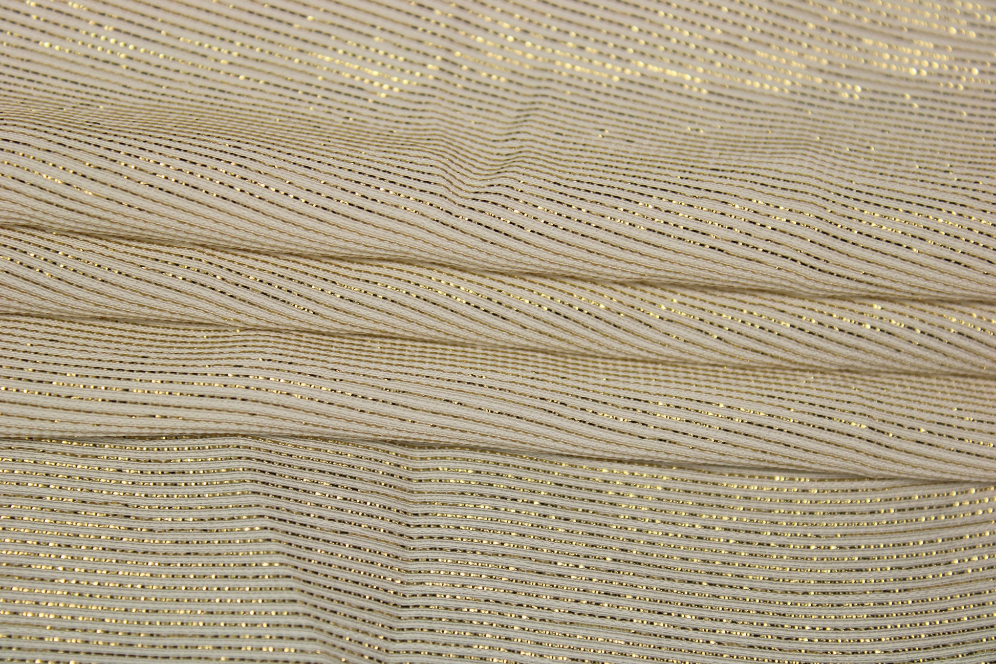 Tissu soie - à rayures - blanc et doré - photo 2/4 | So Tissus