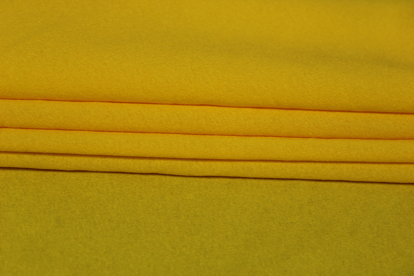 Tissu crêpe - jaune - photo 2/4 | So Tissus