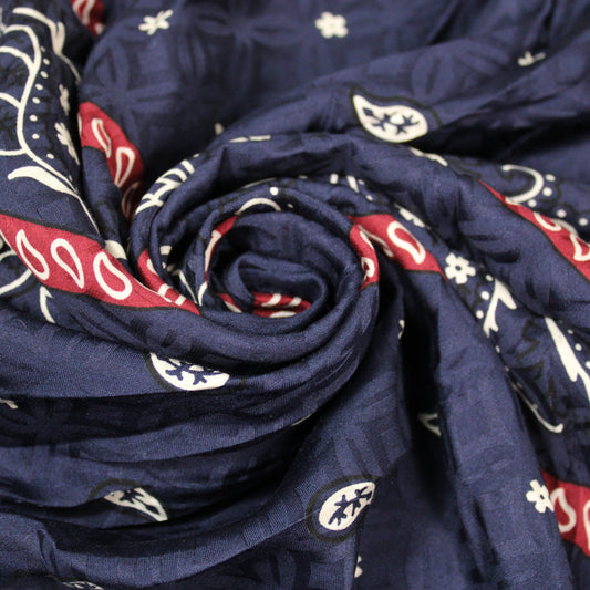 Tissu satin de viscose - imprimé bandana - ton bleu marine et bordeaux - photo 1/5 | So Tissus