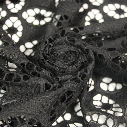Tissu broderie anglaise - noir - photo 1/5 | So Tissus