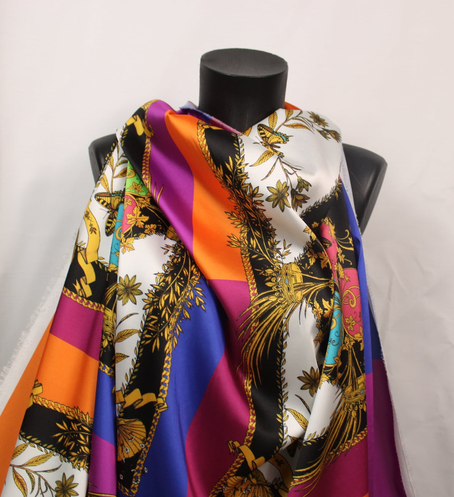 Tissu twill - imprimé papillons baroque - photo 4/5 | So Tissus