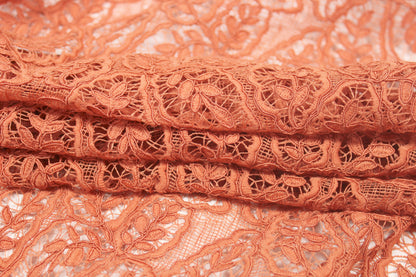 Tissu guipure - motif feuilles - terracotta - photo 2/5 | So Tissus