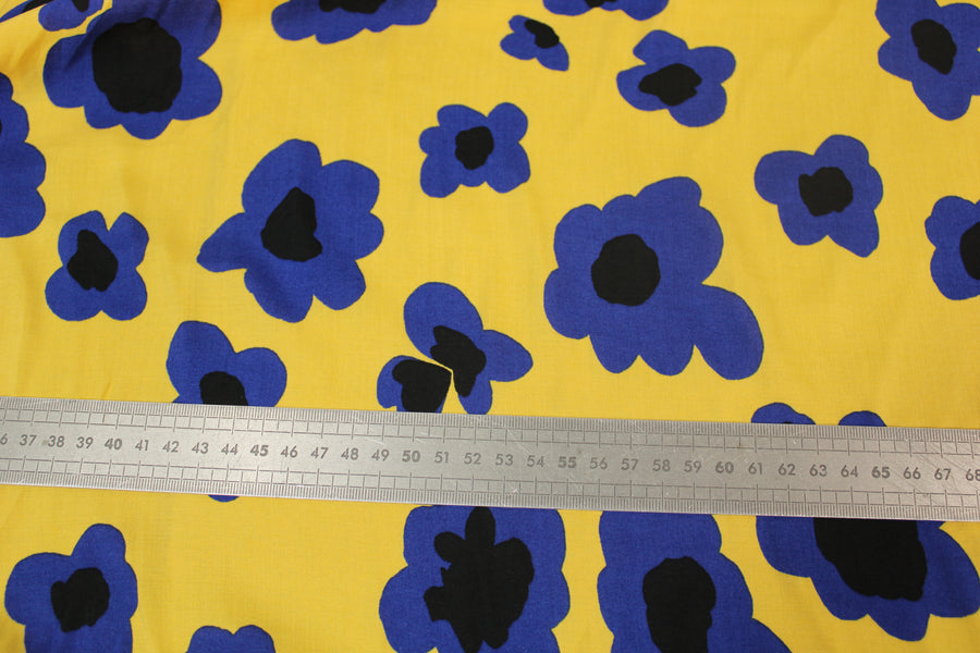 Tissu javanaise de viscose - imprimé fleurs abstraites - jaune et bleu