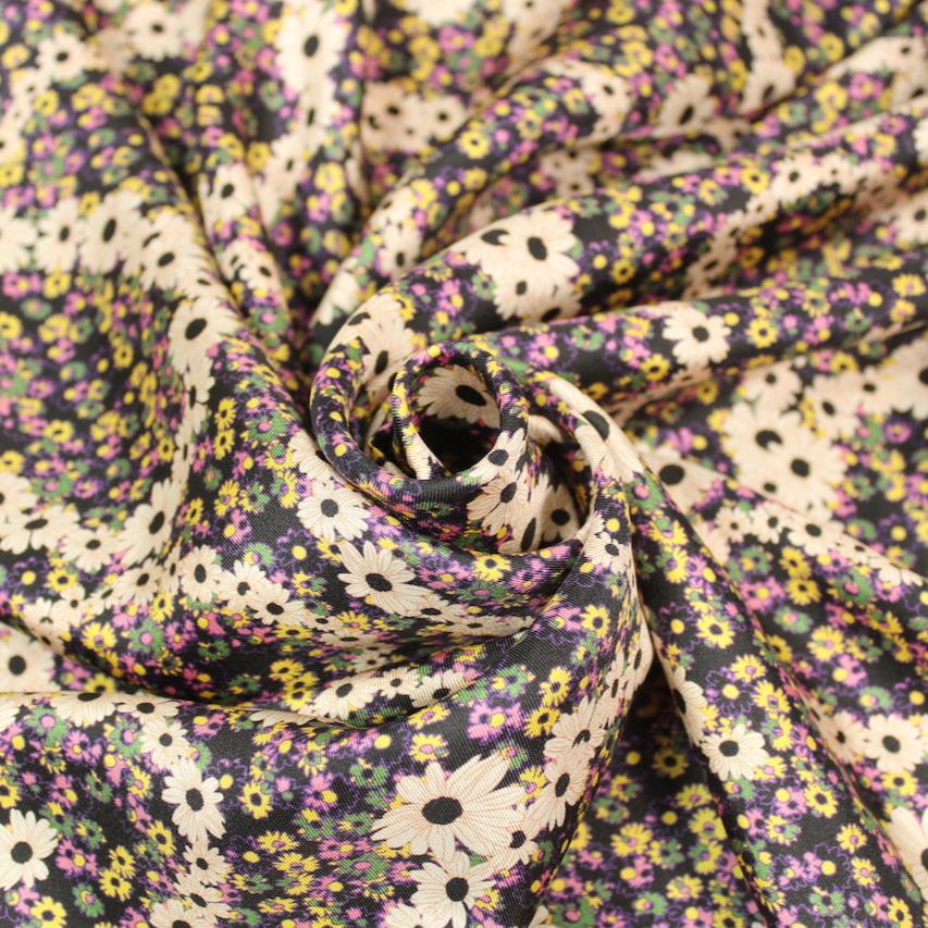 Tissu twill de soie - imprimé marguerite - ton écru - photo 1/5 | So Tissus