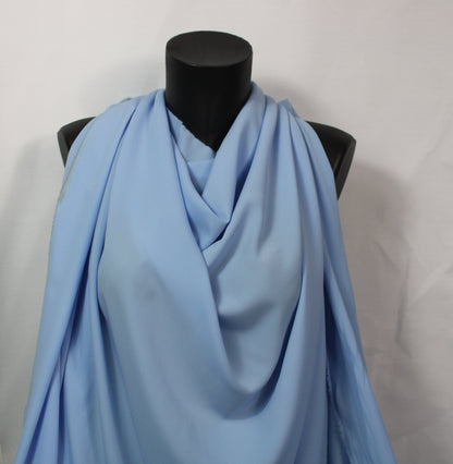 Tissu crêpe de chine - bleu ciel - photo 3/4 | So Tissus