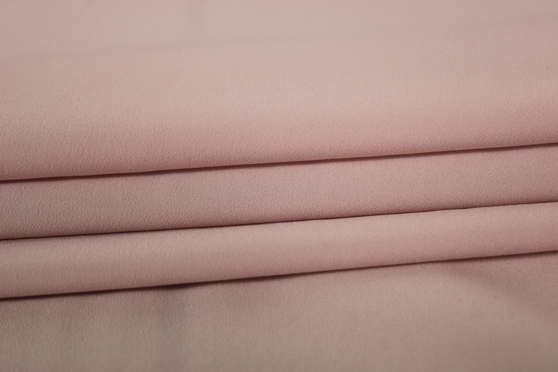 Tissu crêpe de chine - rose pâle - photo 2/4 | So Tissus