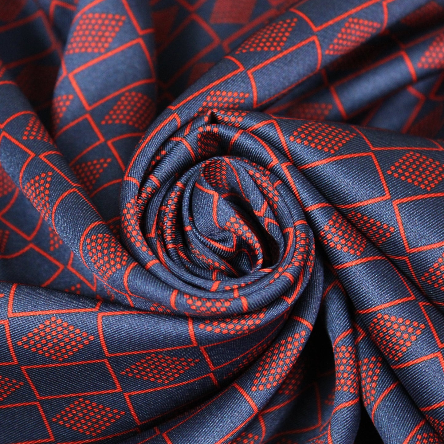 Tissu twill - imprimé geometrique - ton rouge et bleu marine - photo 1/5 | So Tissus