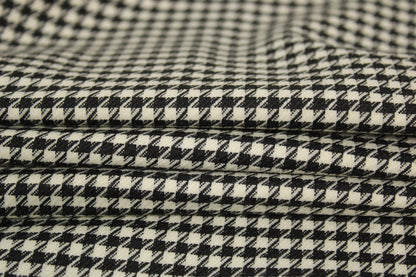 Tissu crêpe de laine stretch laine - pieds de poule - blanc et noir - photo 2/5 | So Tissus
