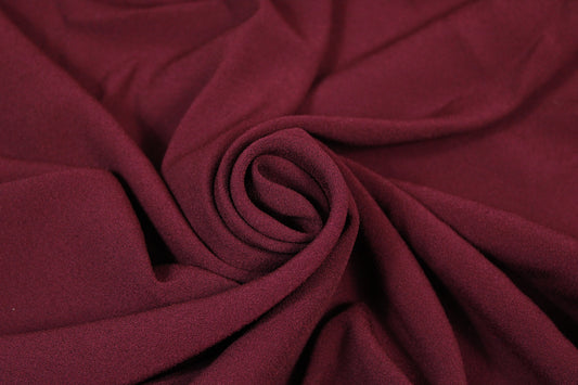 Tissu crêpe envers satin - bordeaux - photo 2/5 | So Tissus