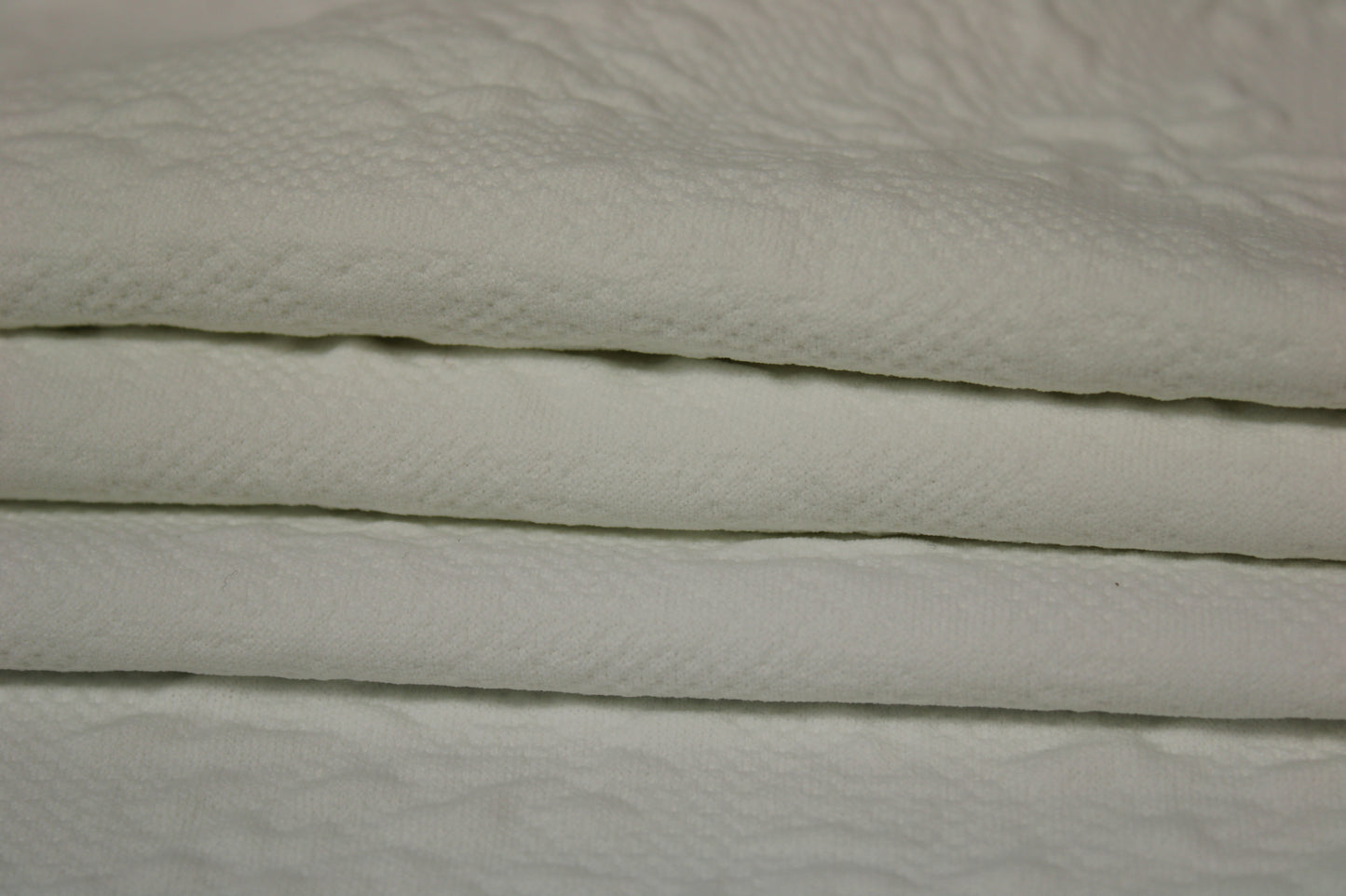 Tissu milano prestige gaufré -  blanc - photo 2/4 | So Tissus