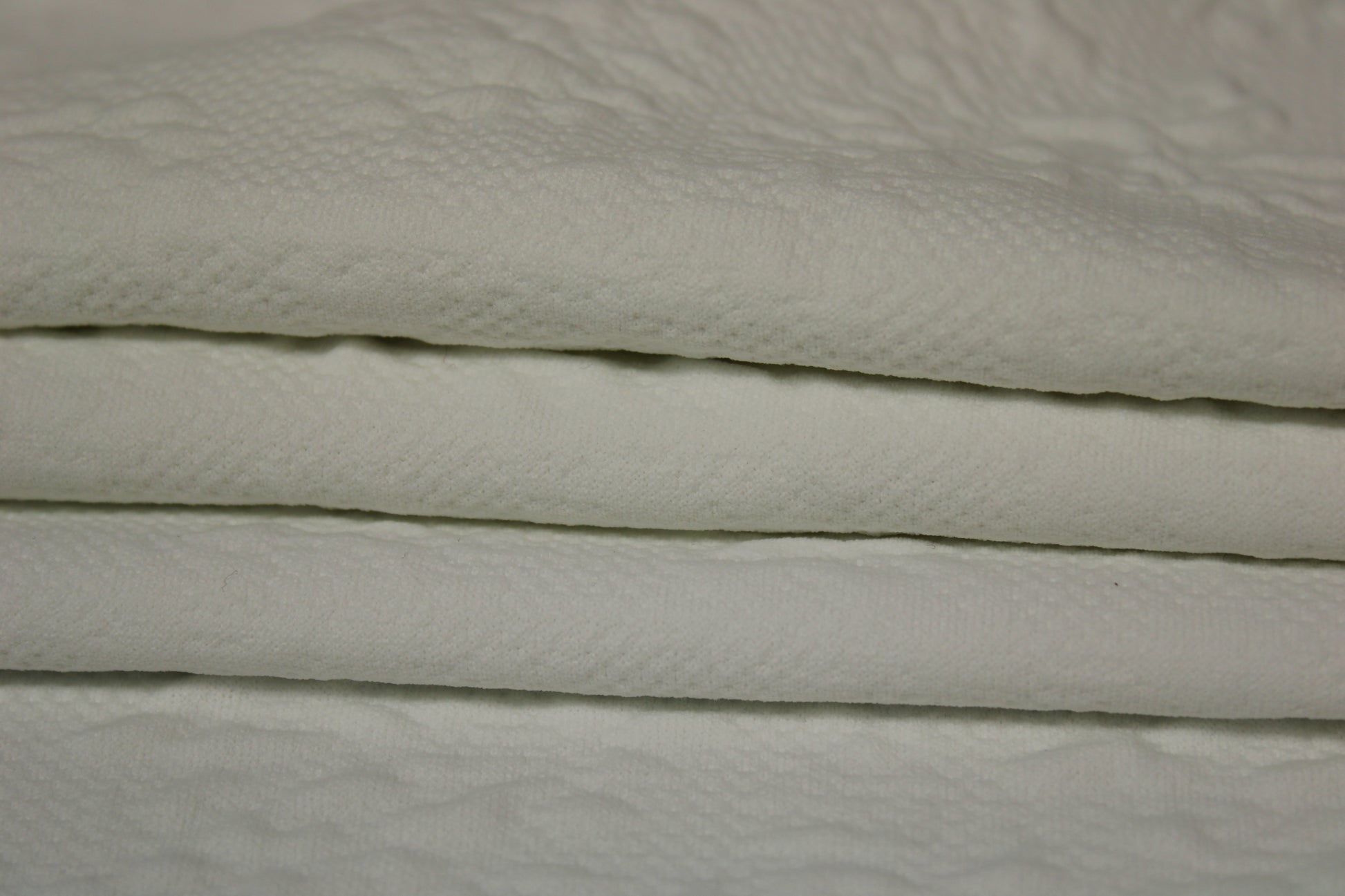 Tissu milano prestige gaufré -  blanc - photo 2/4 | So Tissus