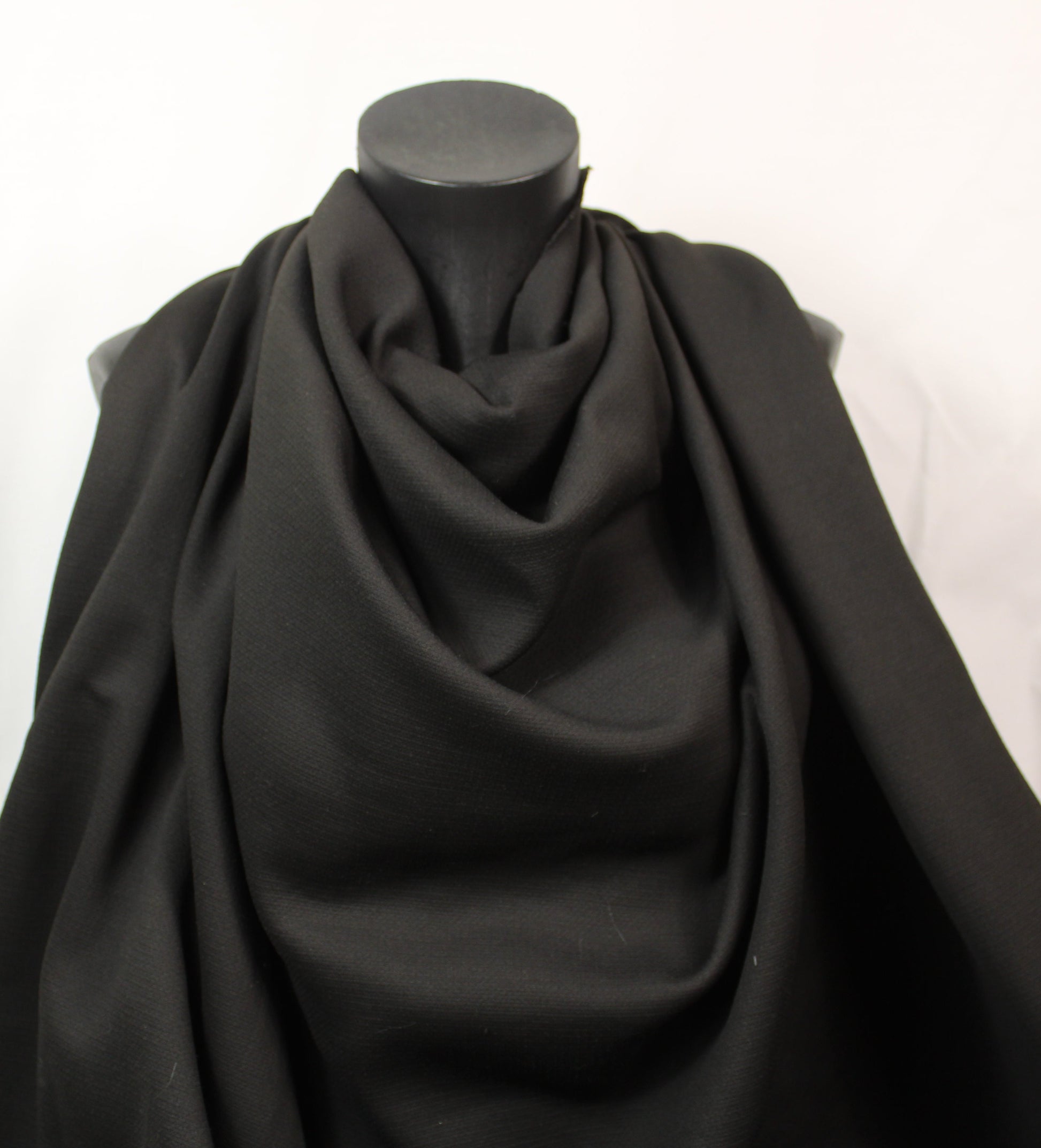 Tissu milano prestige piqué -  noir - photo 4/4 | So Tissus