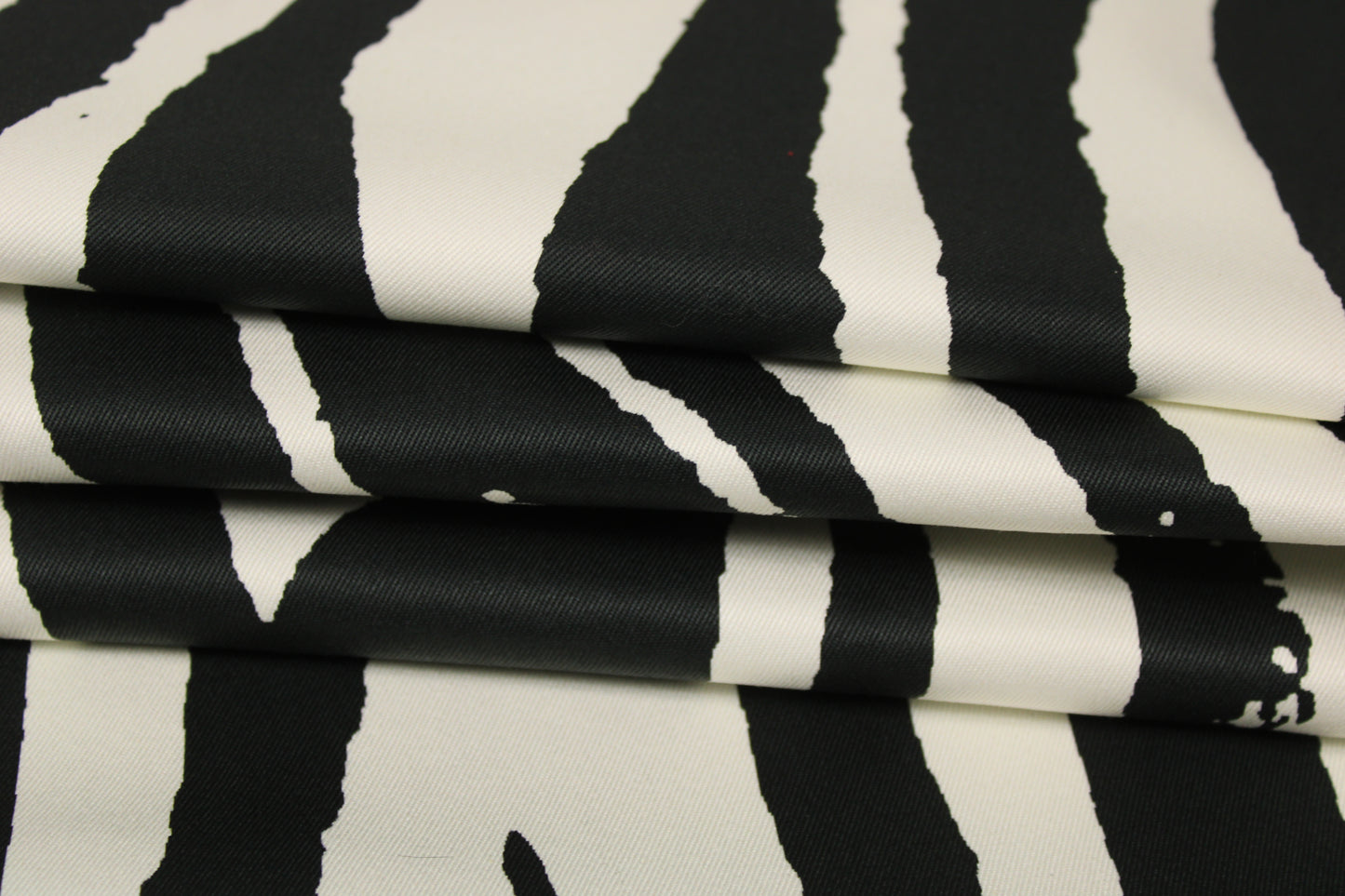Tissu gabardine de coton prestige - imprimé zèbre - photo 2/5 | So Tissus