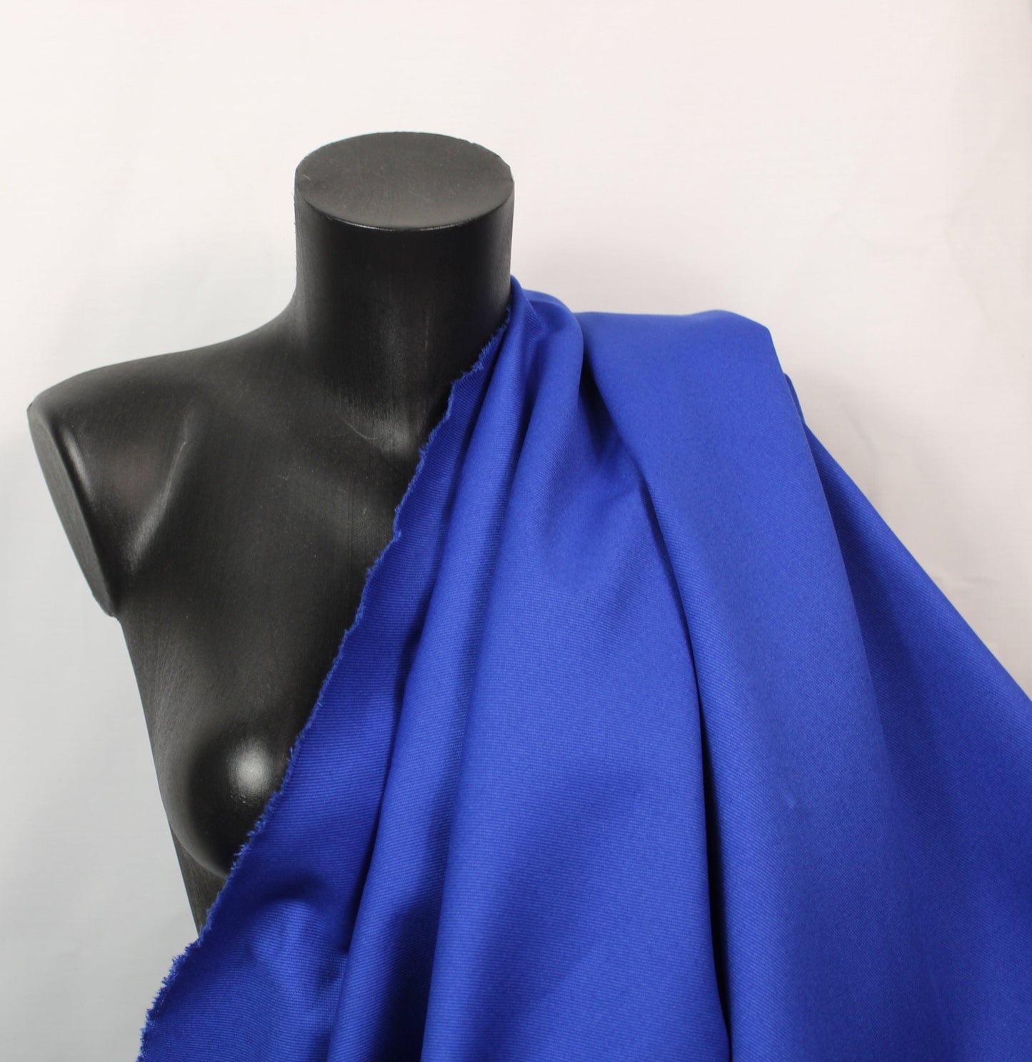 Tissu gabardine sergé de coton - bleu électrique - photo 3/4 | So Tissus
