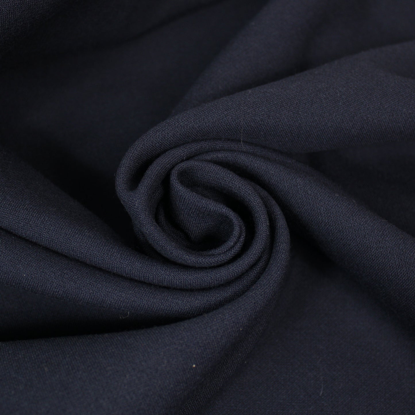 Tissu double crêpe de laine - bleu marine - photo 1/4 | So Tissus