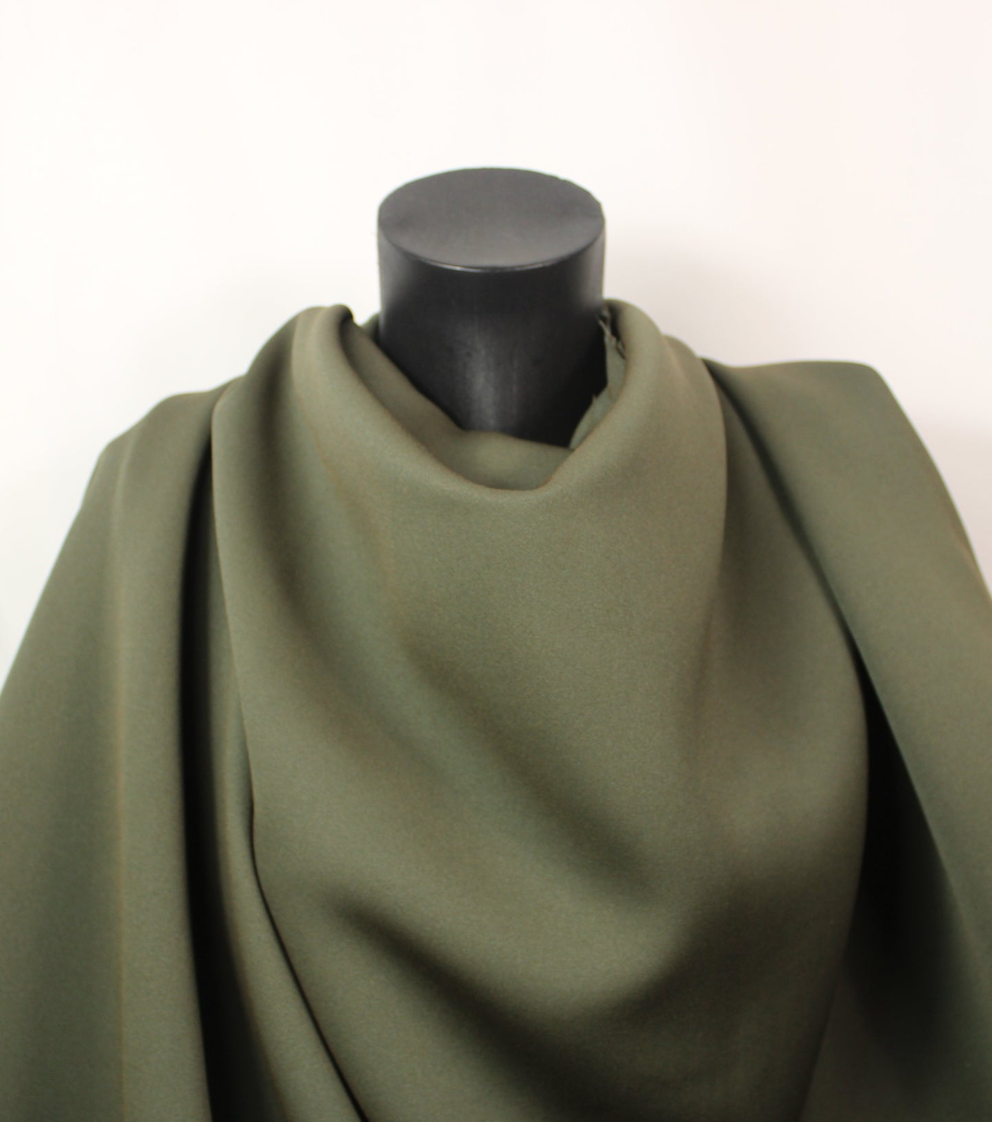 Tissu crêpe twill lourd - kaki - photo 4/4 | So Tissus