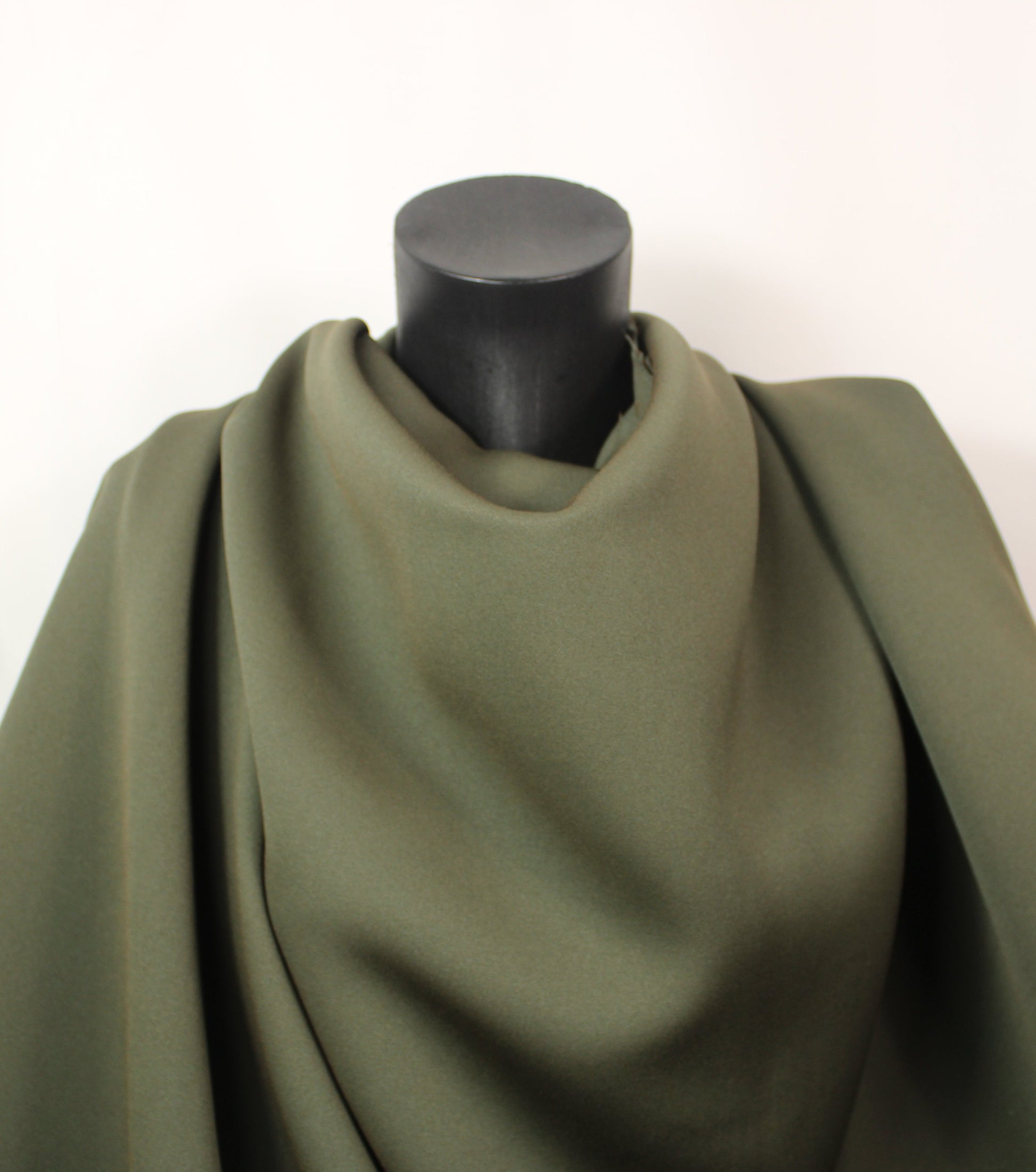 Tissu crêpe twill lourd - kaki - photo 4/4 | So Tissus