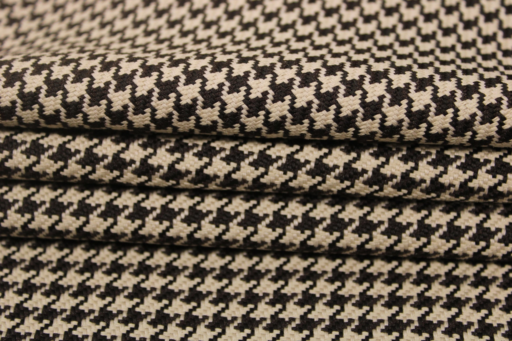 Tissu tweed de laine - pied de poule - écru et marron foncé - photo 2/5 | So Tissus