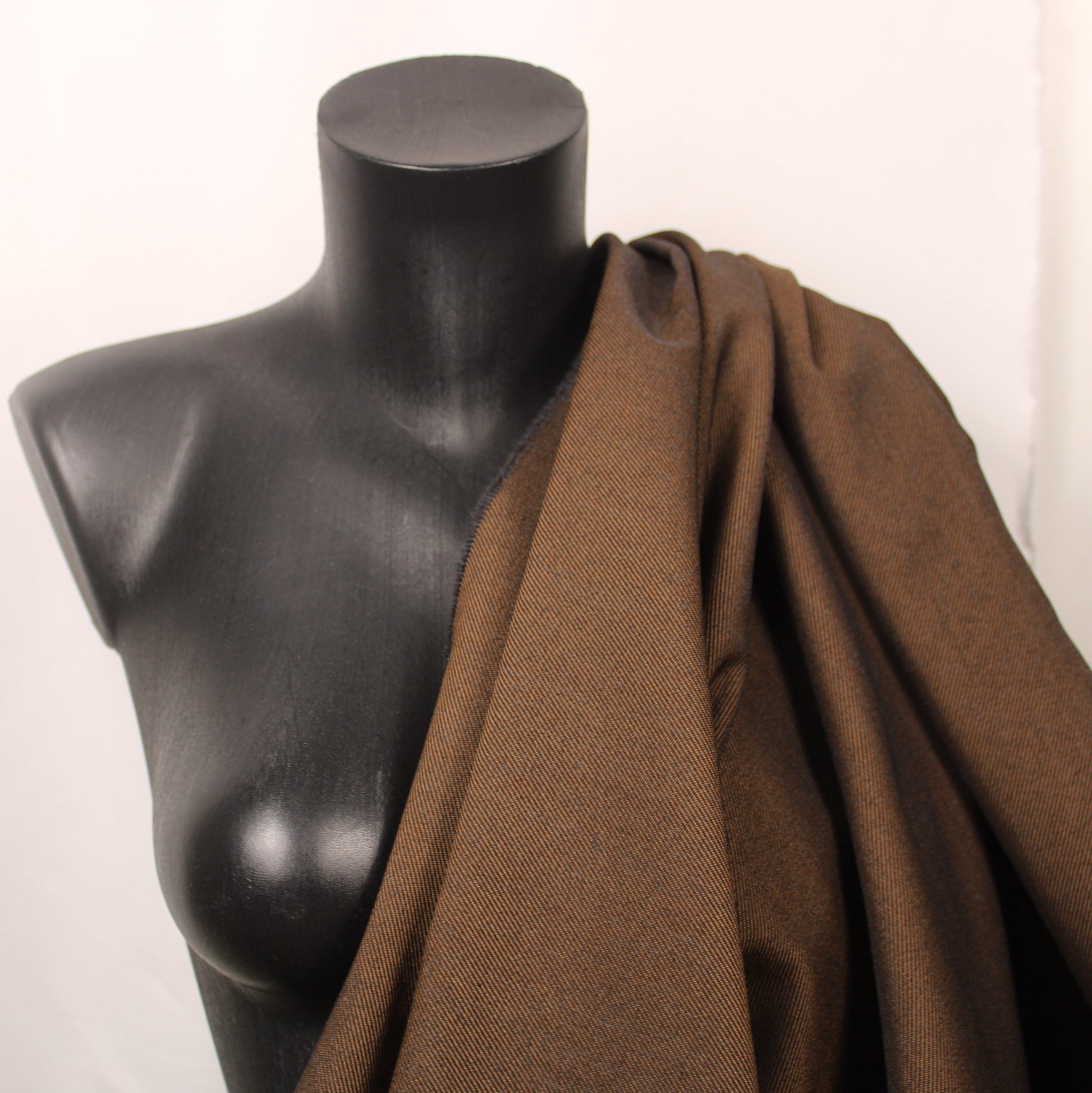 Tissu gabardine de laine sergé - ton ocre - photo 3/4 | So Tissus