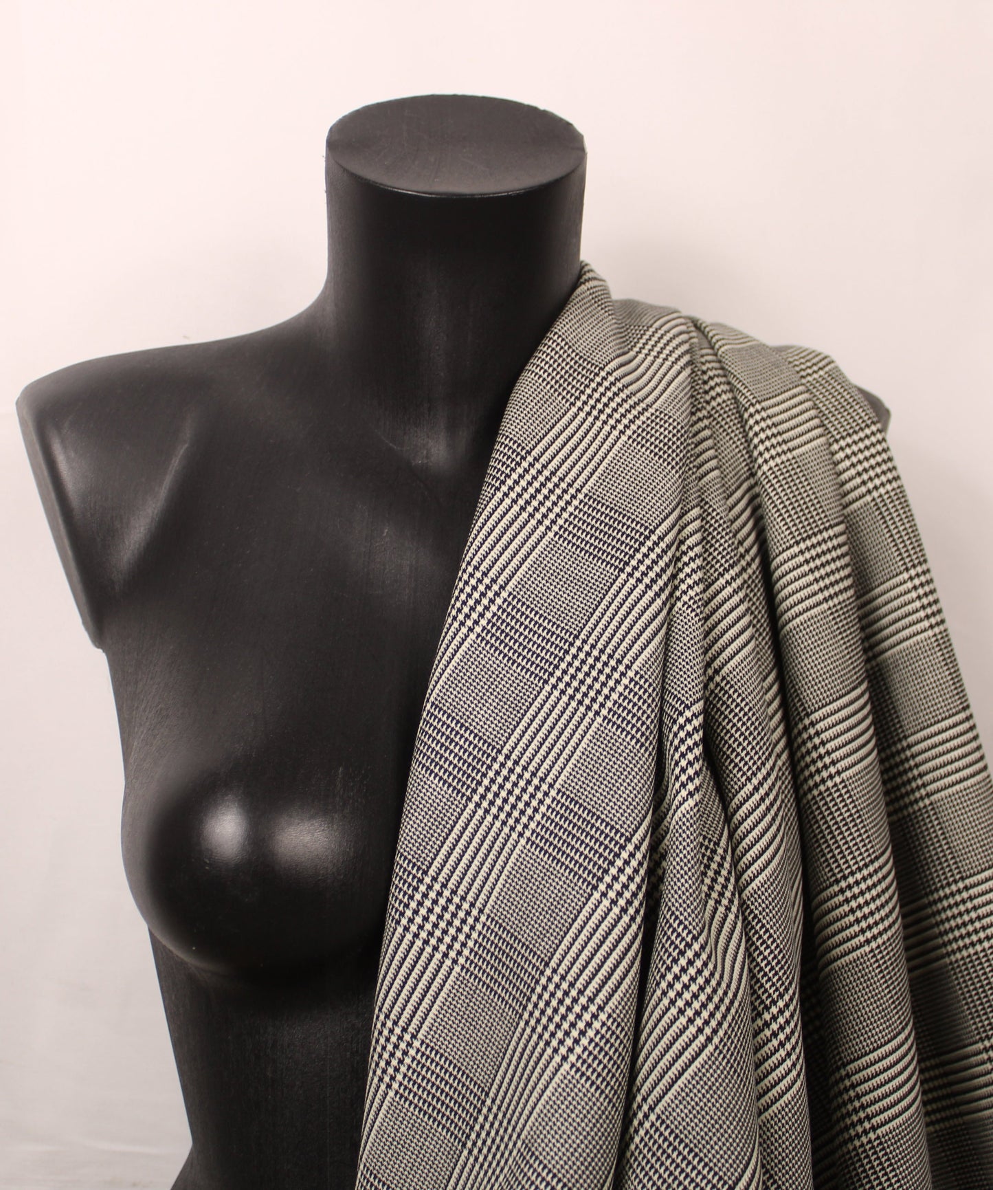 Tissu crêpe de laine - prince de galles - noir et blanc - photo 3/5 | So Tissus