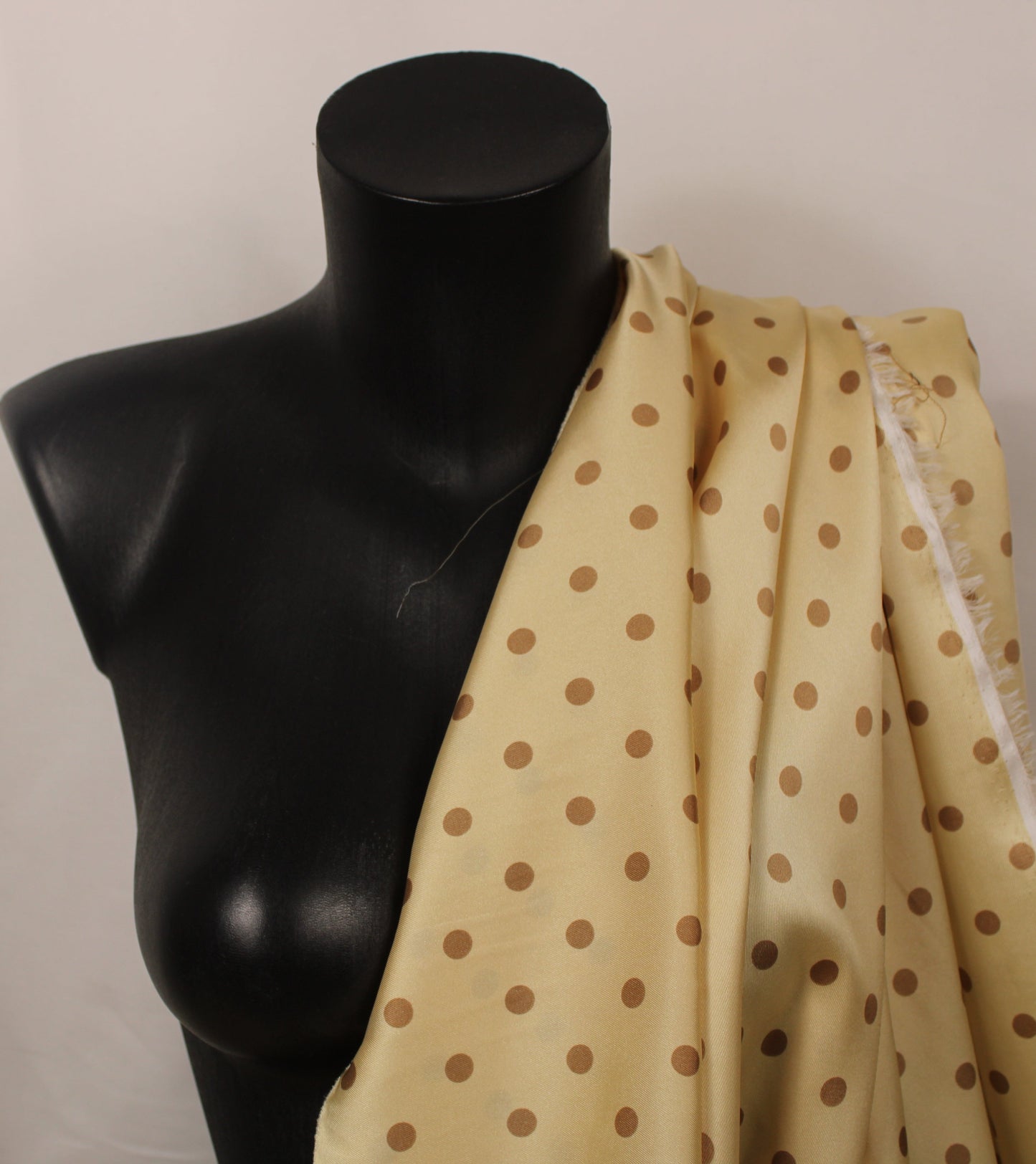 Tissu twill - à pois - vanille et marron clair - photo 3/5 | So Tissus