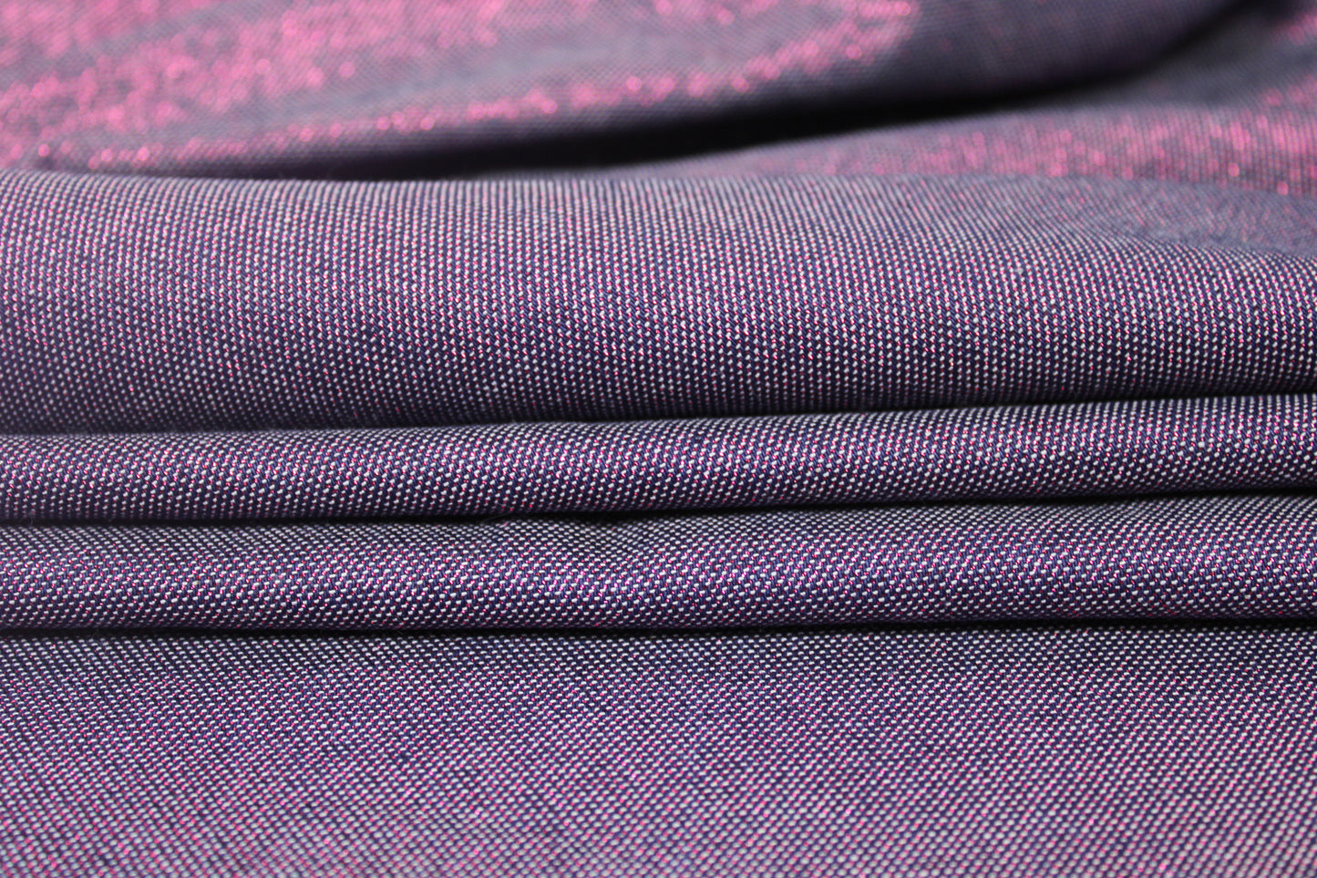 Tissu denim irisé - ton rose - photo 2/4 | So Tissus