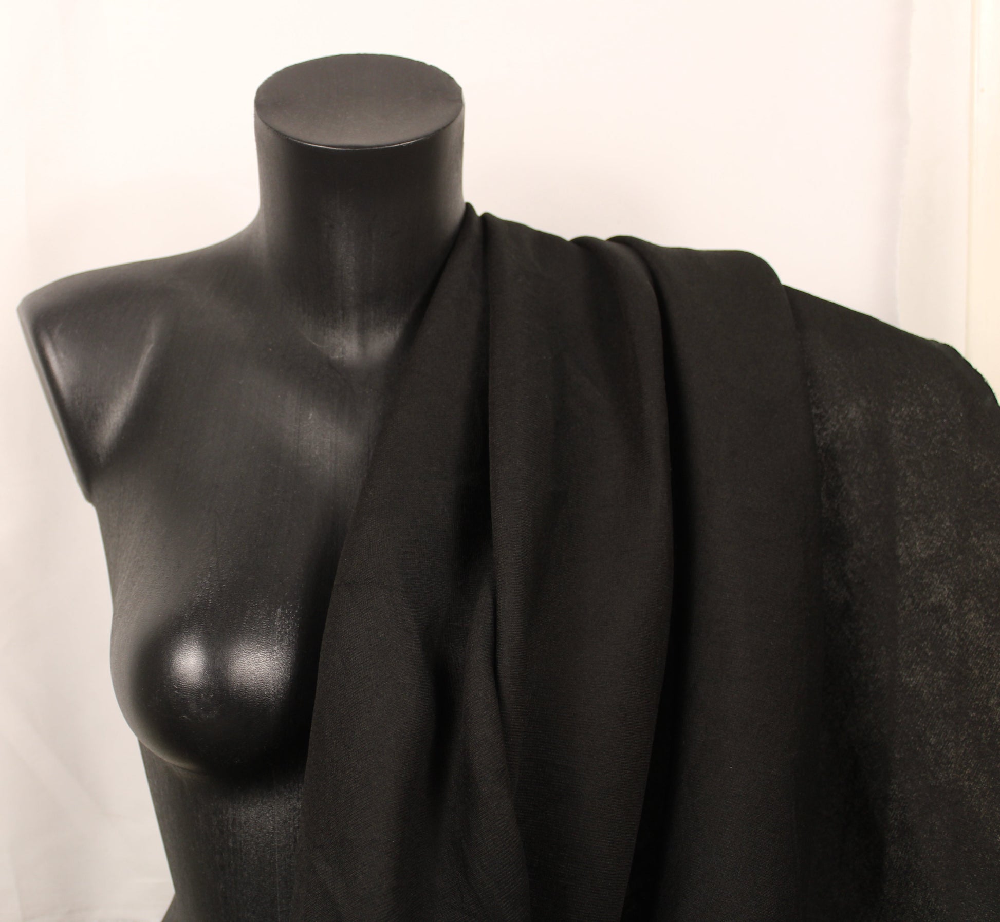 Tissu gazar de soie 100% - noir - photo 3/4 | So Tissus