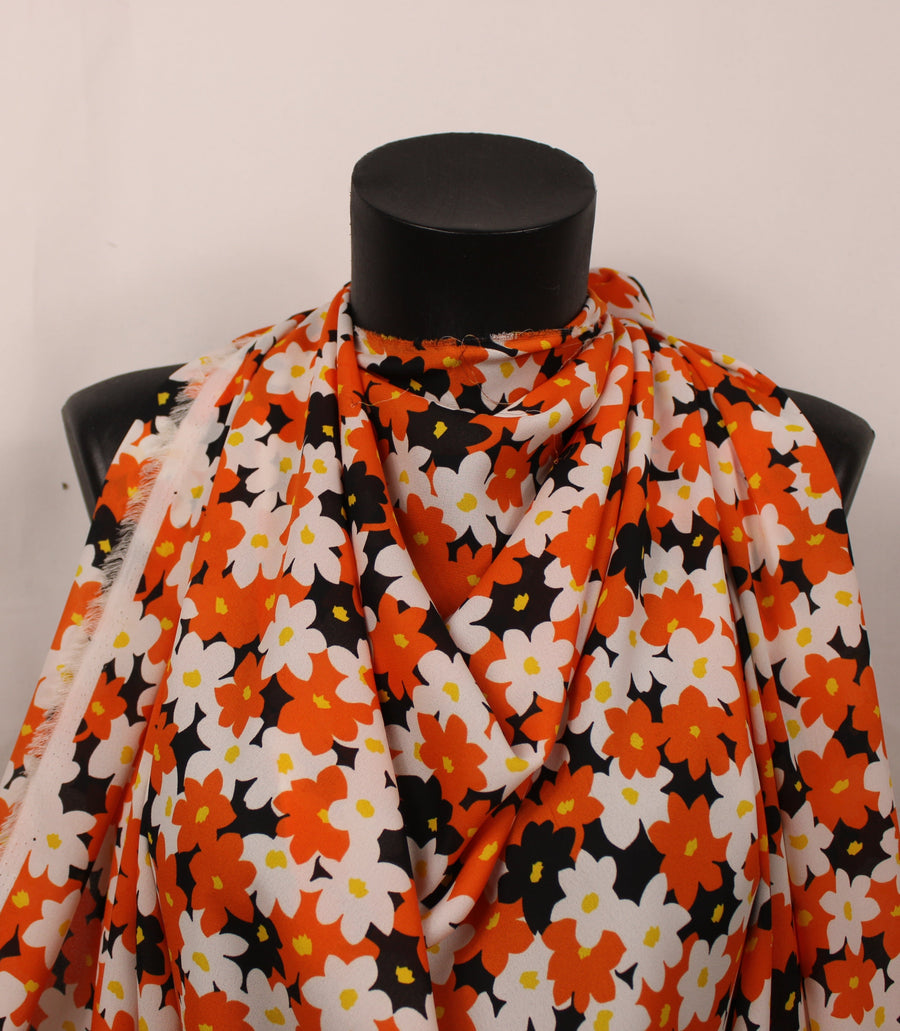 Tissu crêpe georgette  - imprimé fleurs vintages  - noir, orange et blanc