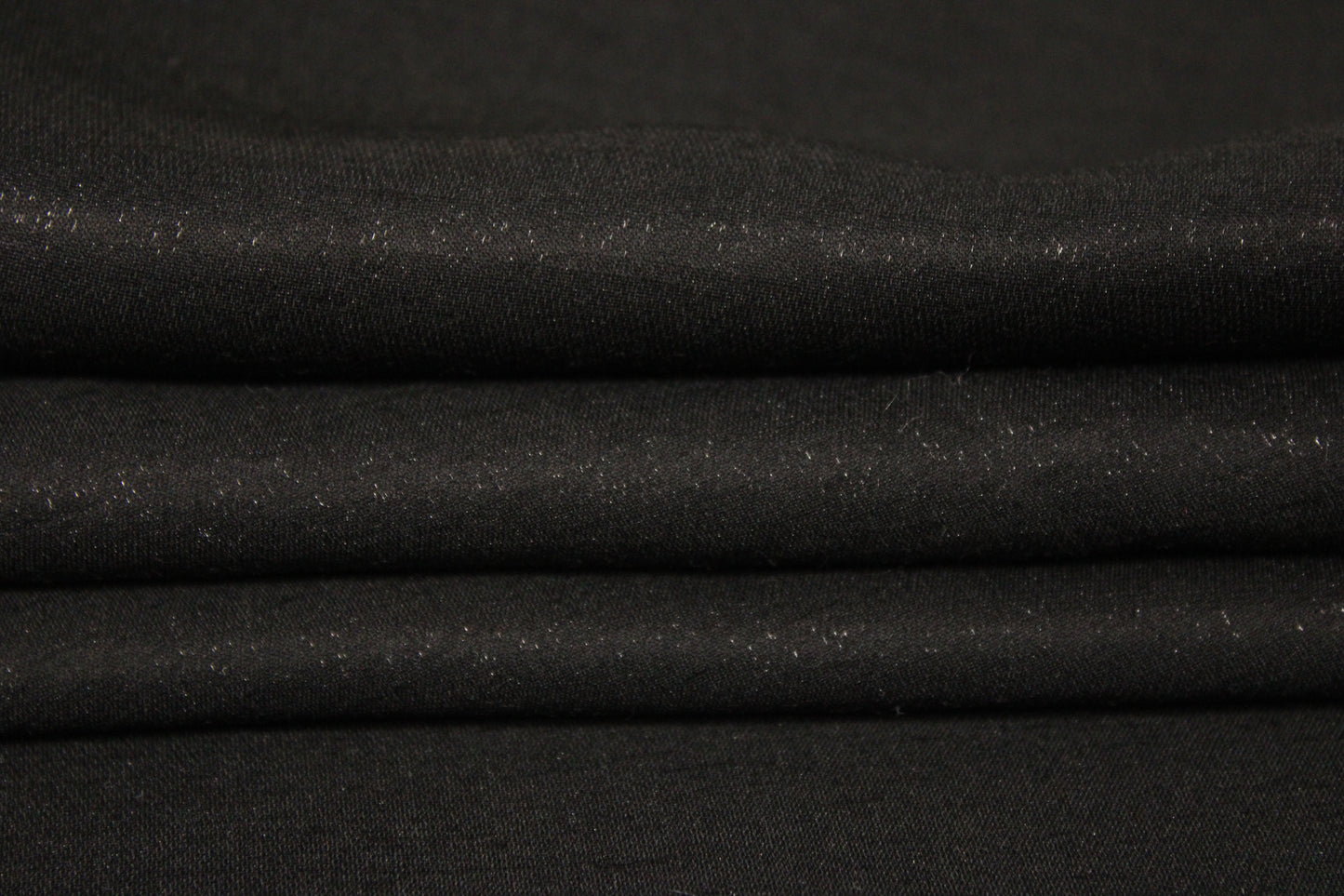 Tissu lamé de soie - noir brillant - photo 2/4 | So Tissus