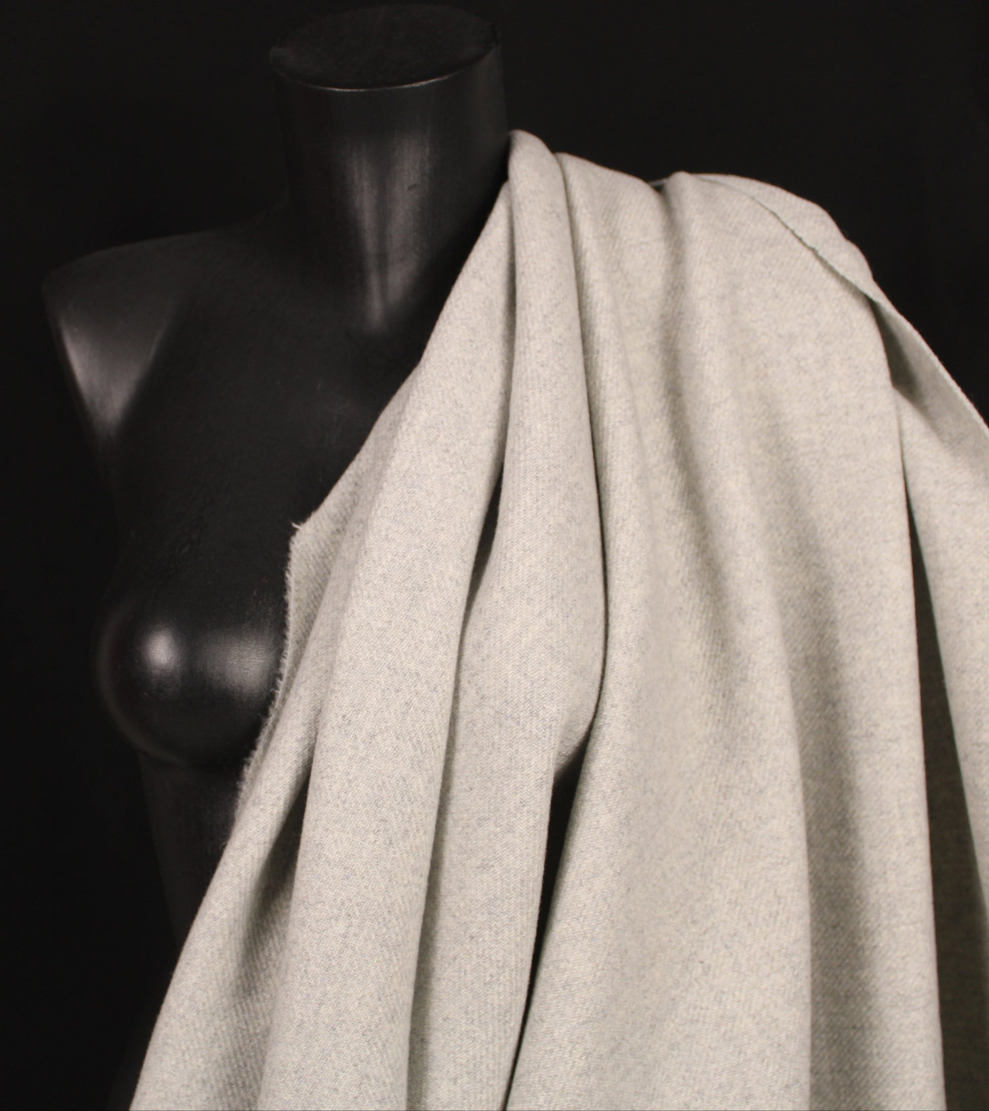Tissu lainage - ton gris clair - photo 3/4 | So Tissus