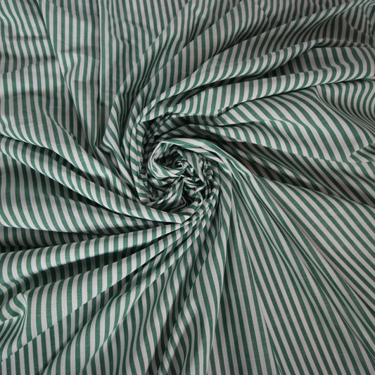 Tissus haute couture. Tissus au mètre pas cher. Tissus pas cher. Acheter tissus au mètre. Tissus français. Tissus de grandes maisons. Tissus haut de gamme. Tissus pour collection. Tissus pour createur. Jeune createur. Laine. Soie. Coton. Lin.