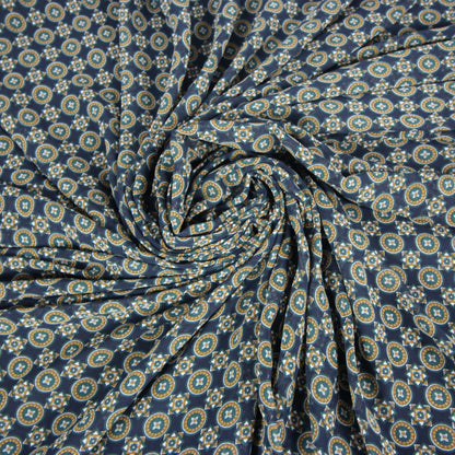 Tissus haute couture. Tissus au mètre pas cher. Tissus pas cher. Acheter tissus au mètre. Tissus français. Tissus de grandes maisons. Tissus haut de gamme. Tissus pour collection. Tissus pour createur. Jeune createur. Laine. Soie. Coton. Lin.