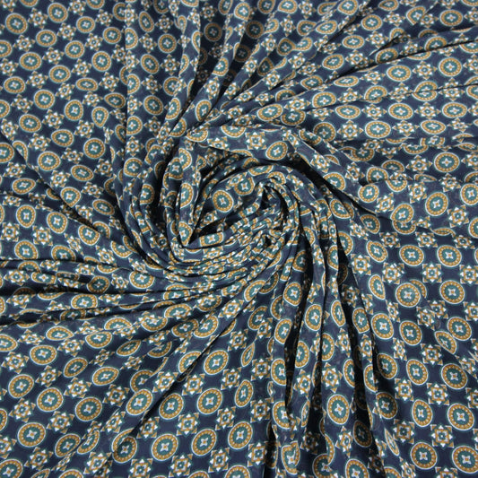 Tissus haute couture. Tissus au mètre pas cher. Tissus pas cher. Acheter tissus au mètre. Tissus français. Tissus de grandes maisons. Tissus haut de gamme. Tissus pour collection. Tissus pour createur. Jeune createur. Laine. Soie. Coton. Lin.