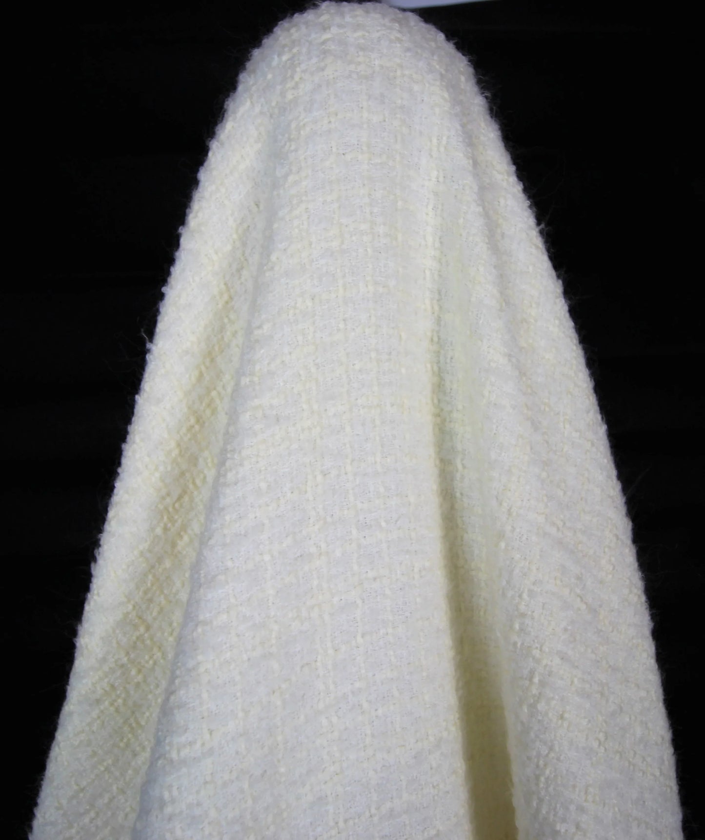 Tissu tweed de laine - à carreaux blanc - ton sur ton | Bennytex | Mondial Tissus | Cousette | Tissus de rêve | Tissus.net