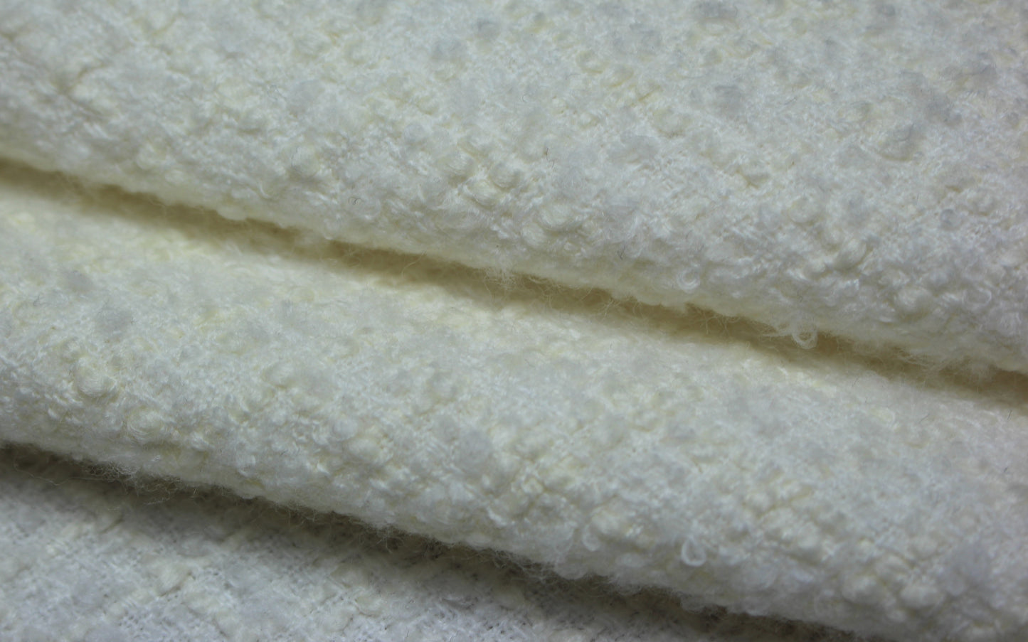 Tissu tweed de laine - à carreaux blanc - ton sur ton | Bennytex | Mondial Tissus | Cousette | Tissus de rêve | Tissus.net