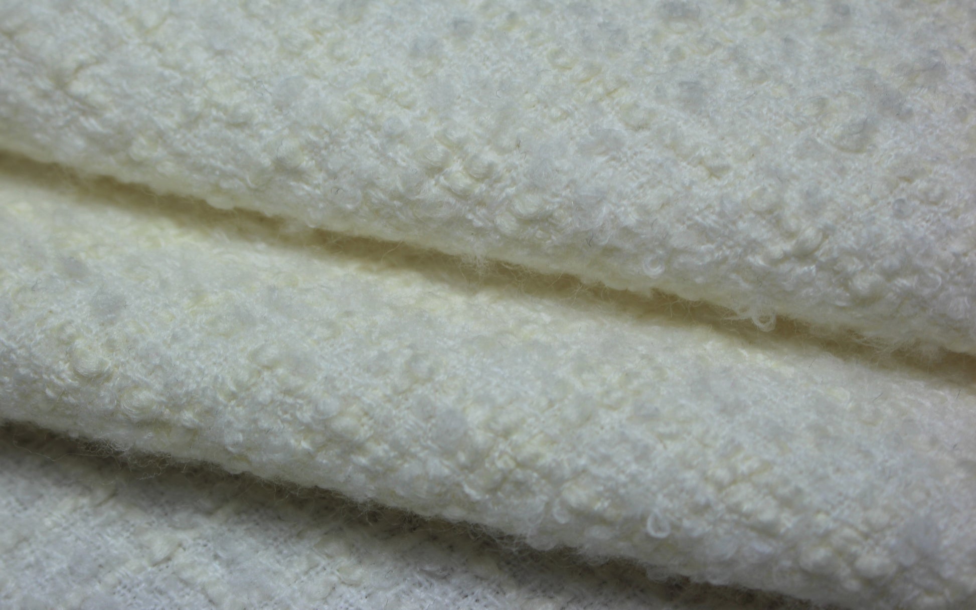 Tissu tweed de laine - à carreaux blanc - ton sur ton | Bennytex | Mondial Tissus | Cousette | Tissus de rêve | Tissus.net