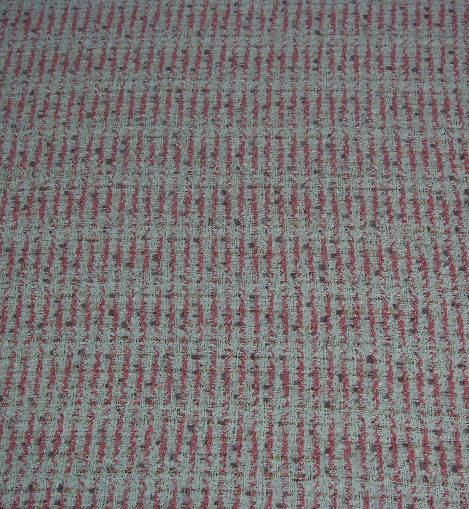 Tissu tweed coton - rayures blanches et roses | Bennytex | Mondial Tissus | Cousette | Tissus de rêve | Tissus.net