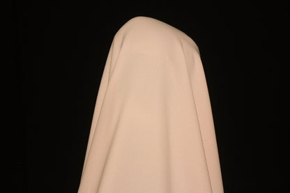 Tissus haute couture. Tissus au mètre pas cher. Tissus pas cher. Acheter tissus au mètre. Tissus français. Tissus de grandes maisons. Tissus haut de gamme. Tissus pour collection. Tissus pour createur. Jeune createur. Laine. Soie. Coton. Lin.
