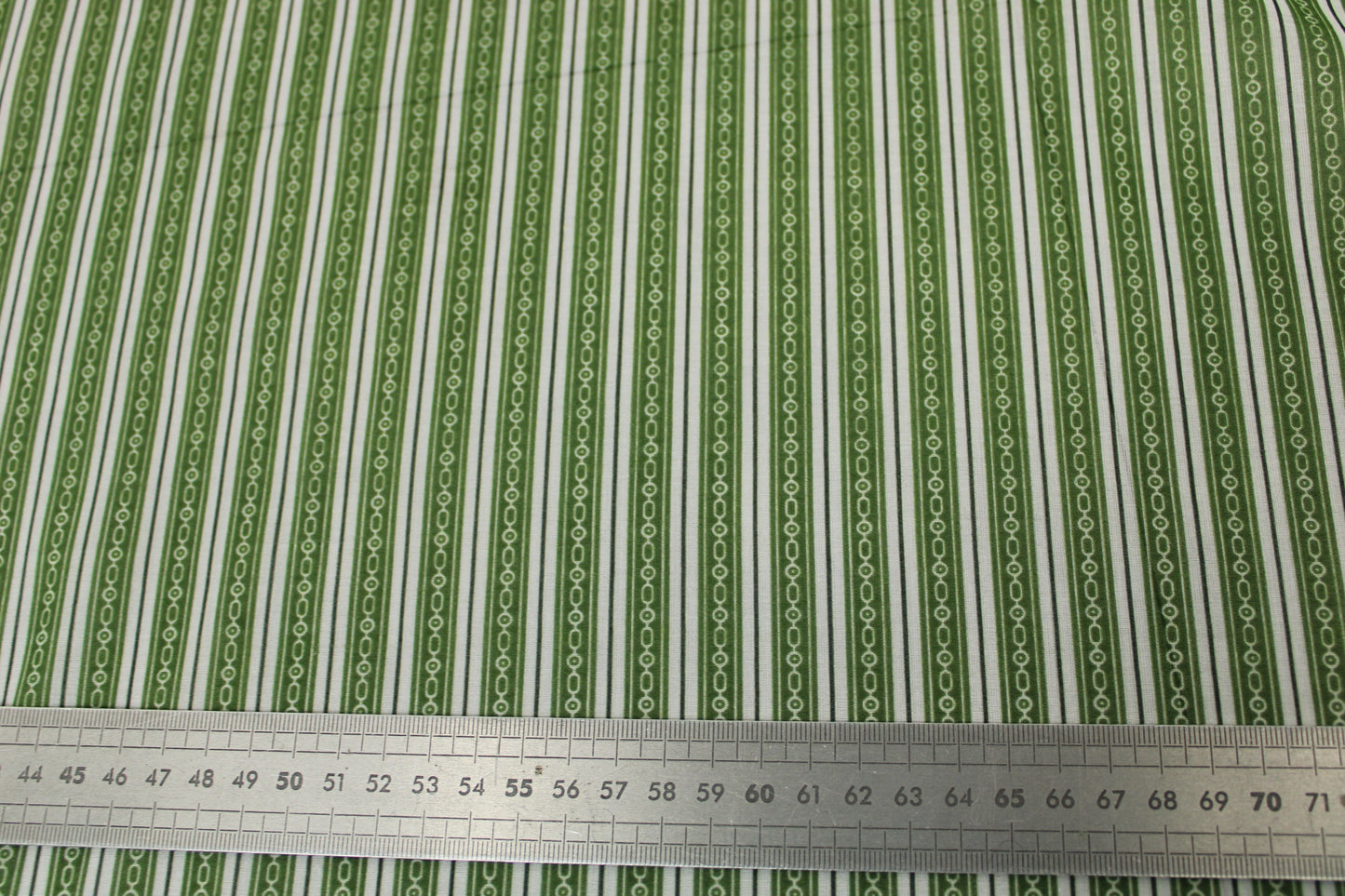 Tissu voile de coton - imprimé rayé - ton vert et blanc - photo 3/5 | So Tissus