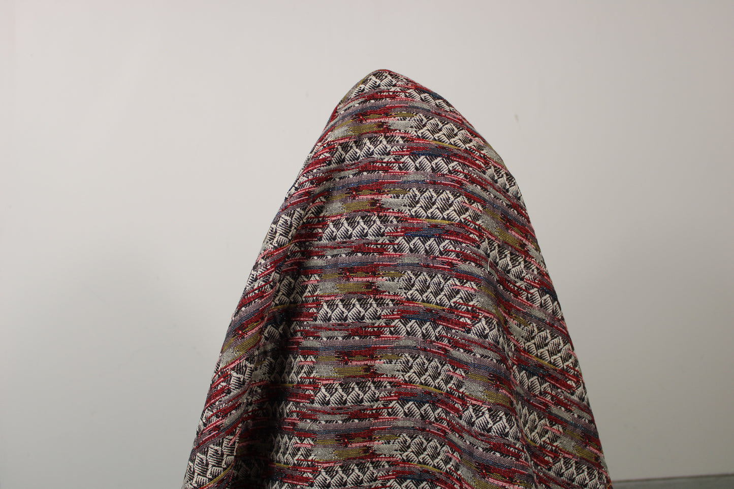 Tissu brocart motif ethnique - multicolore - photo 3/5 | So Tissus