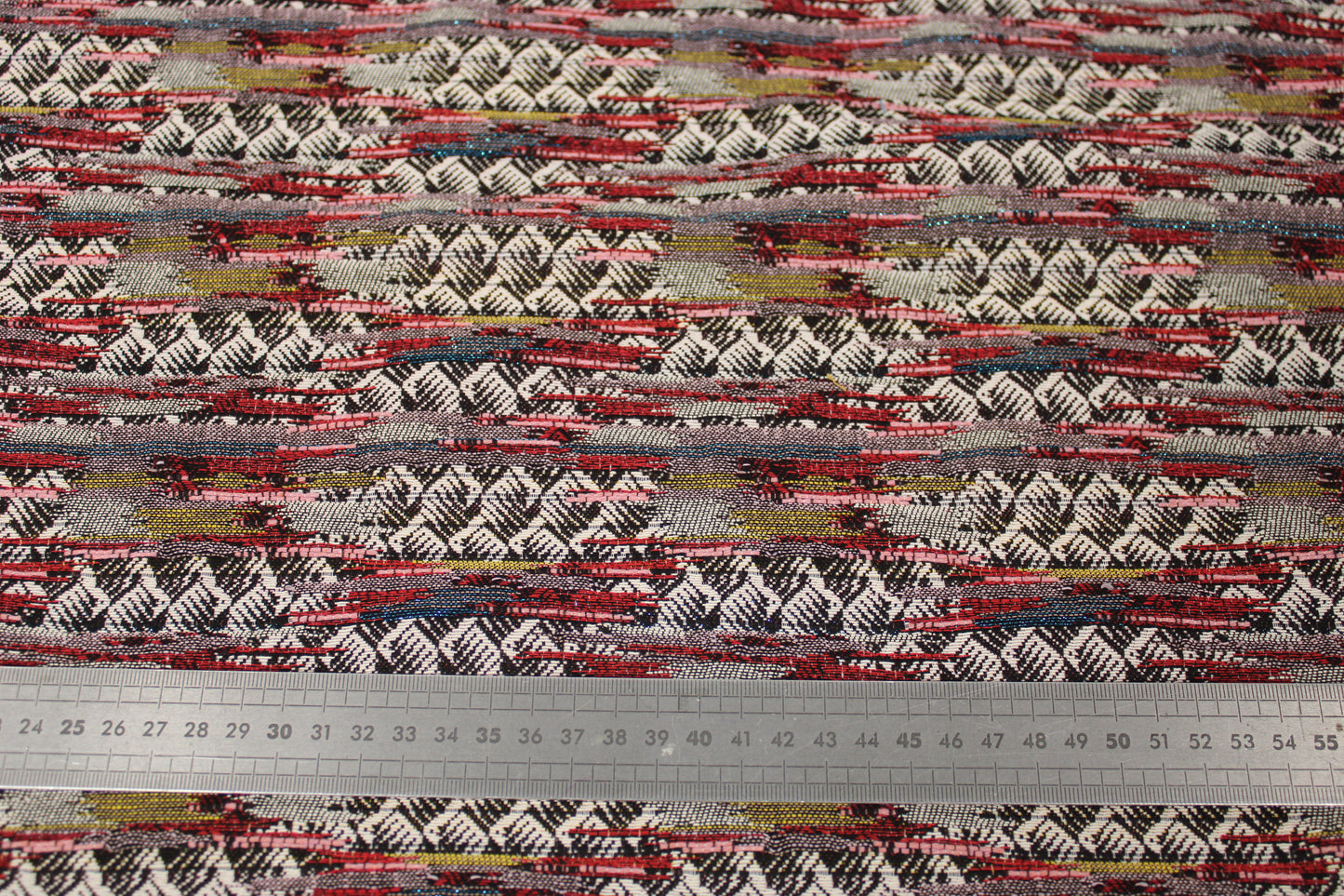 Tissu brocart motif ethnique - multicolore - photo 4/5 | So Tissus