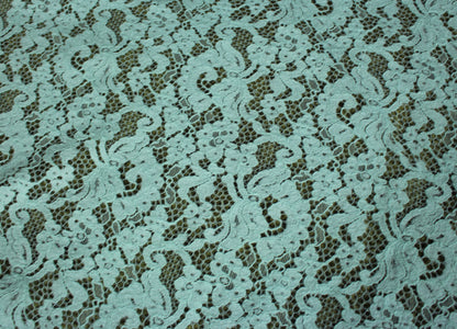 Tissus haute couture. Tissus au mètre pas cher. Tissus pas cher. Acheter tissus au mètre. Tissus français. Tissus de grandes maisons. Tissus haut de gamme. Tissus pour collection. Tissus pour createur. Jeune createur. Laine. Soie. Coton. Lin.