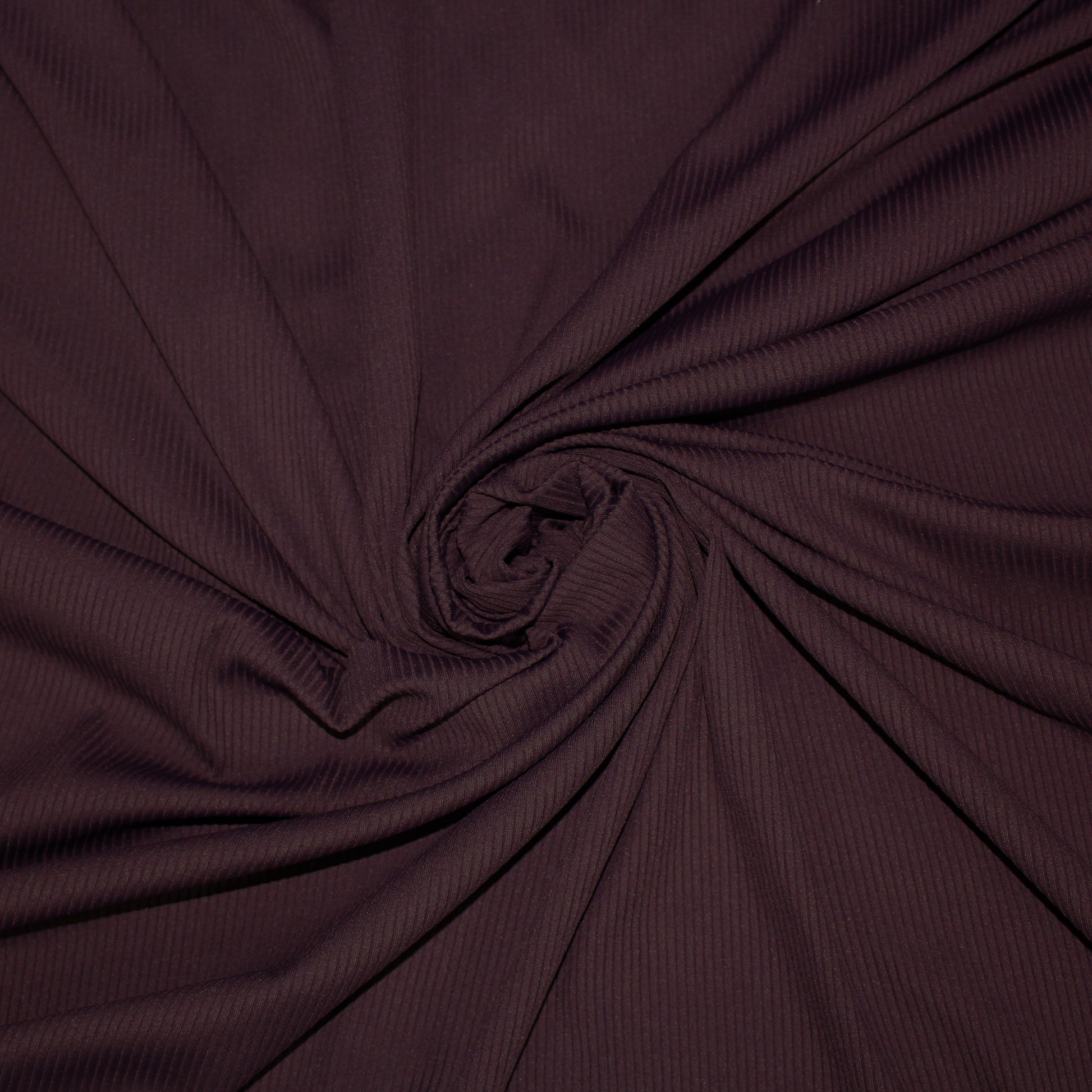 Tissus haute couture. Tissus au mètre pas cher. Tissus pas cher. Acheter tissus au mètre. Tissus français. Tissus de grandes maisons. Tissus haut de gamme. Tissus pour collection. Tissus pour createur. Jeune createur. Laine. Soie. Coton. Lin.