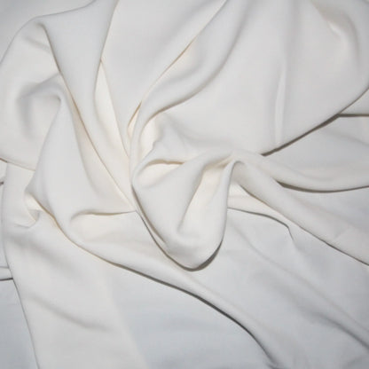 Tissus haute couture. Tissus au mètre pas cher. Tissus pas cher. Acheter tissus au mètre. Tissus français. Tissus de grandes maisons. Tissus haut de gamme. Tissus pour collection. Tissus pour createur. Jeune createur. Laine. Soie. Coton. Lin.