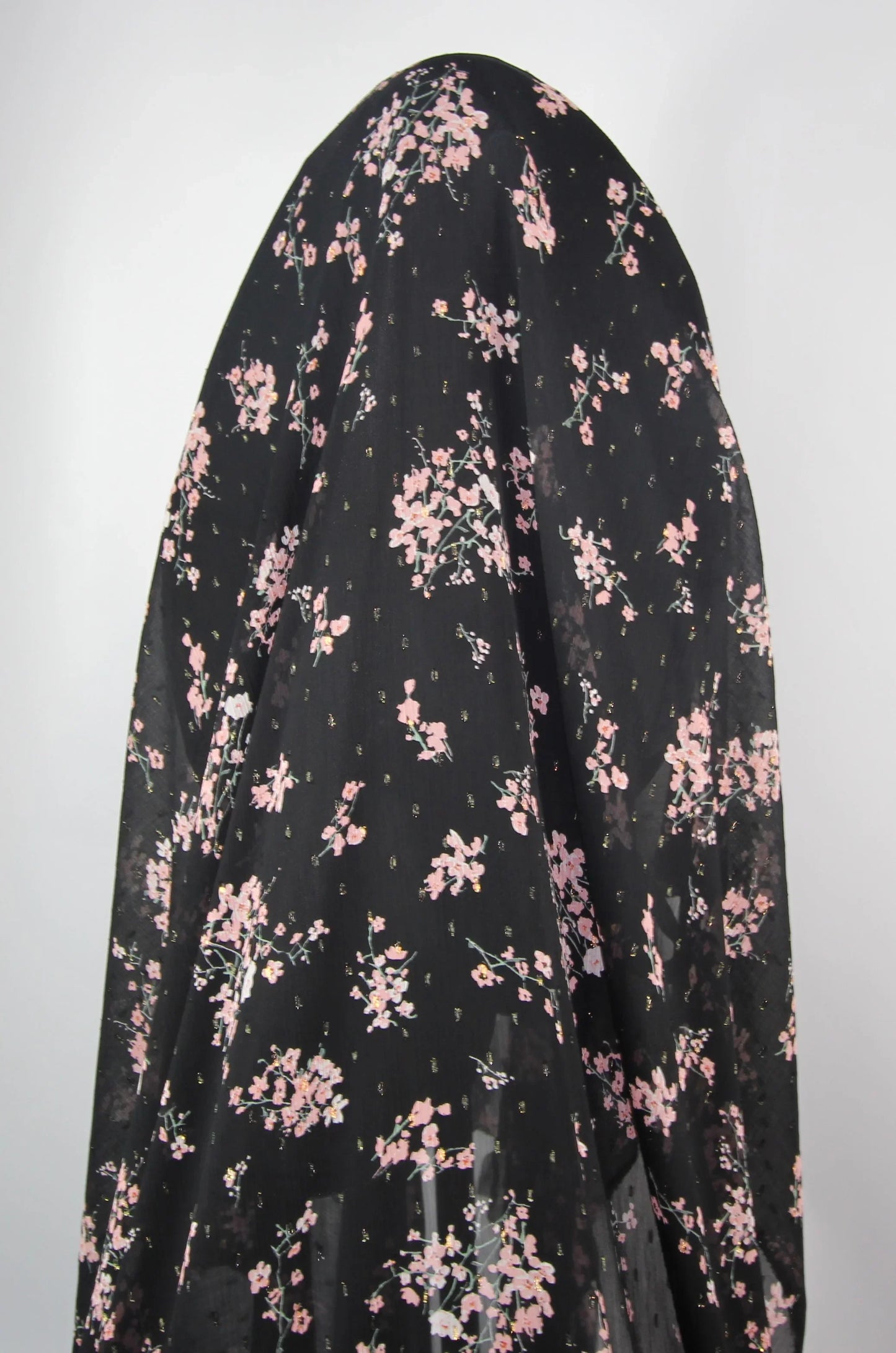 Tissu mousseline crêpe georgette polyester - imprimé fleuri | Bennytex | Mondial Tissus | Cousette | Tissus de rêve | Tissus.net