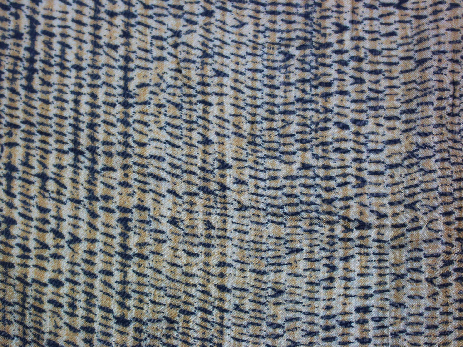 So Tissus - Tissu toile de viscose - imprimé tacheté | Bennytex | Mondial Tissus | Cousette | Tissus de rêve | Tissus.net