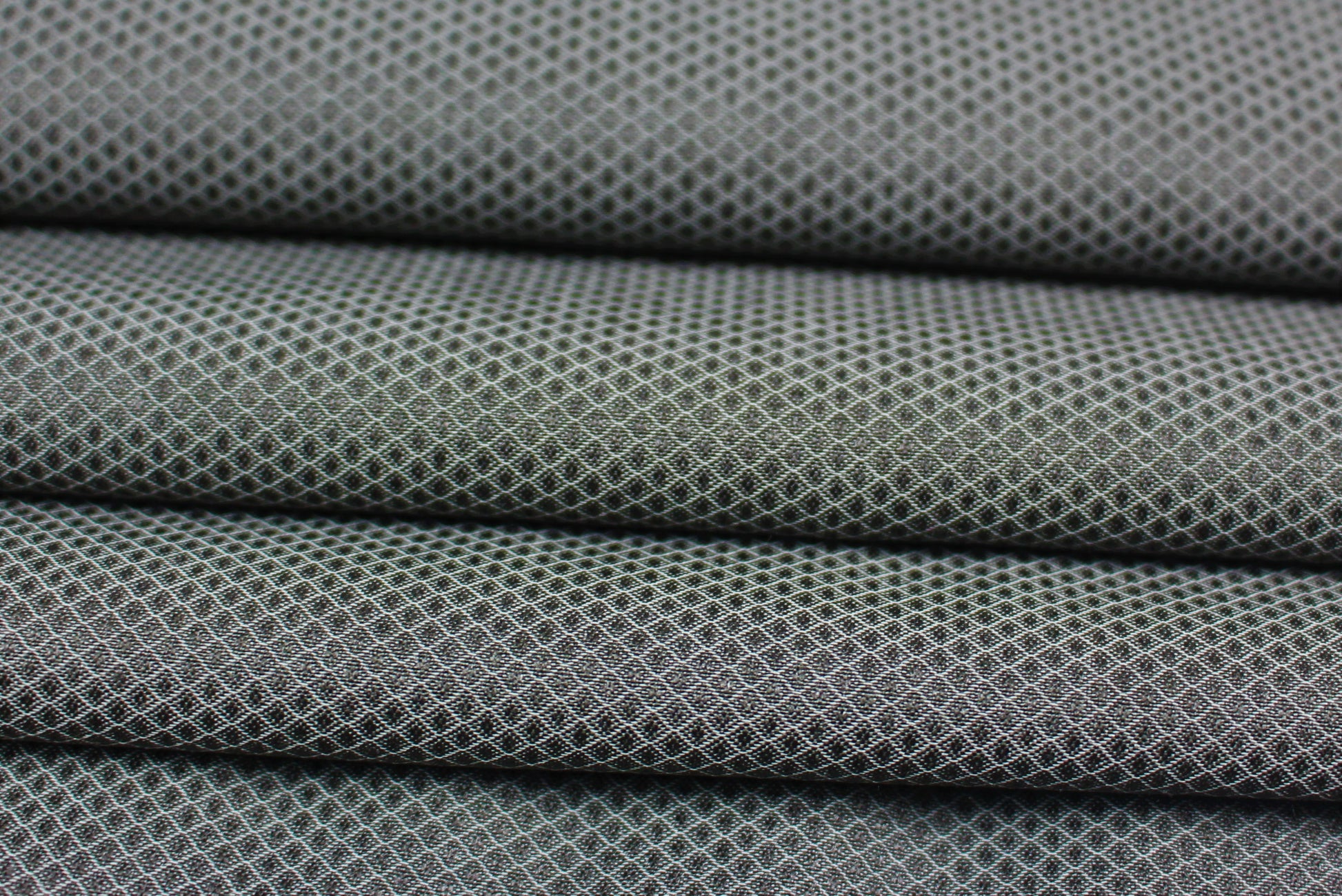 So Tissus - Tissu toile polyamide - gris | Bennytex | Mondial Tissus | Cousette | Tissus de rêve | Tissus.net